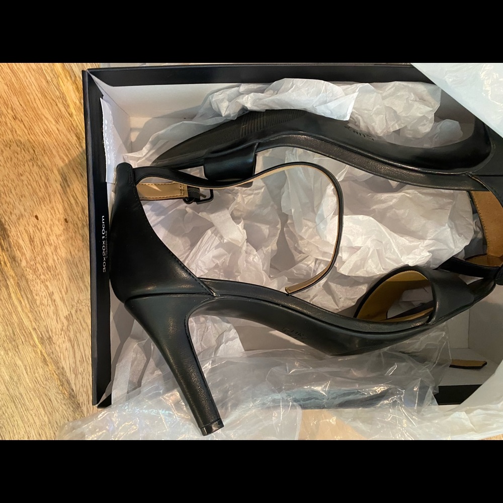 Brand new heels